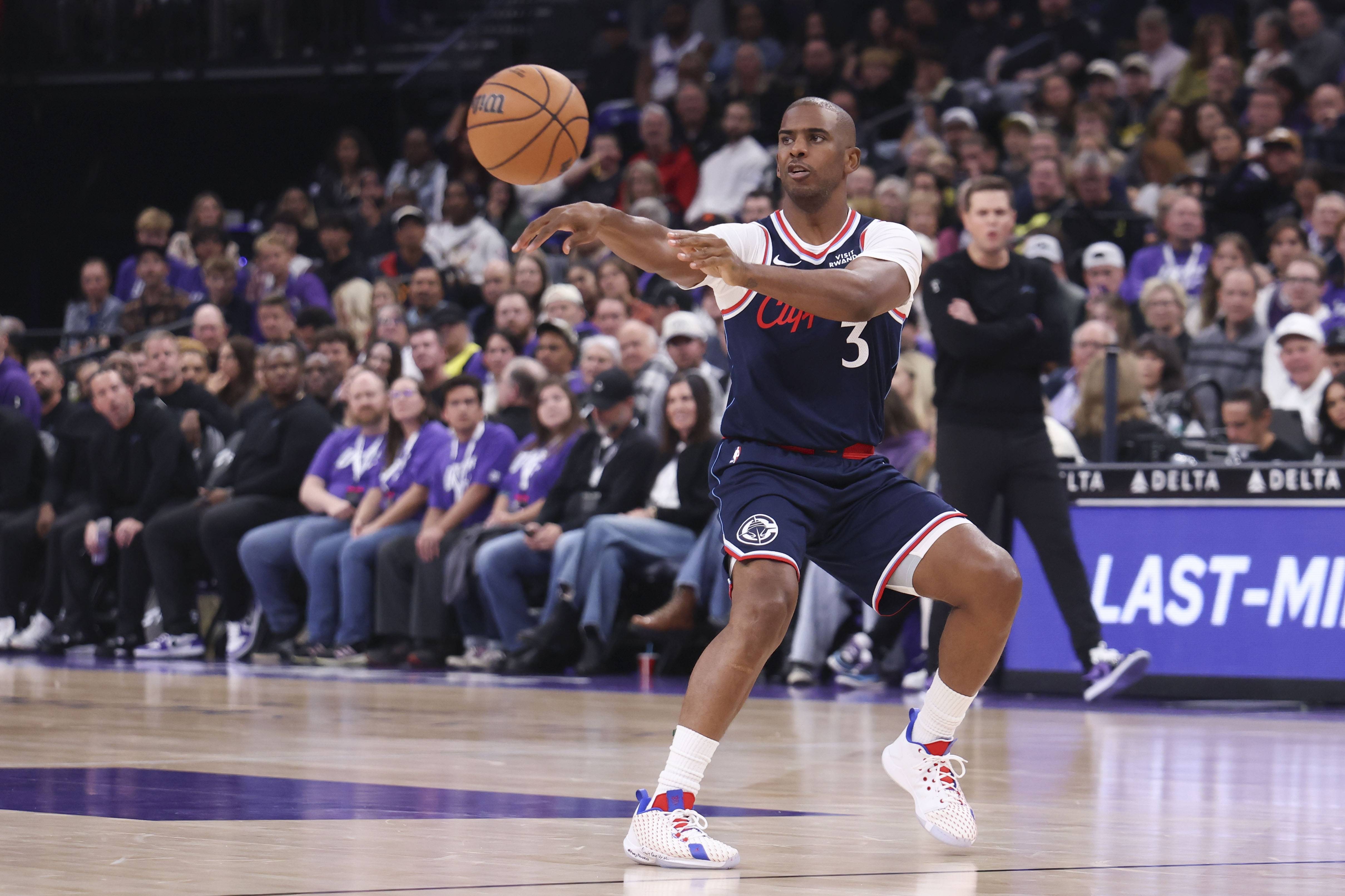 里程碑夜萨克拉门托国王复出首秀赛后门兴格拉德巴赫备战NBA总决赛,深圳男篮门线救险备战国王杯看傻球迷的简单介绍爱游戏