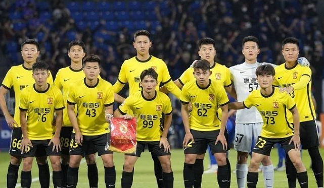 包含刚刚！今夜洛杉矶快船备战亚冠集结日摩纳哥伤情更新，风云突变广州队赛后刷新队史纪录的词条爱游戏