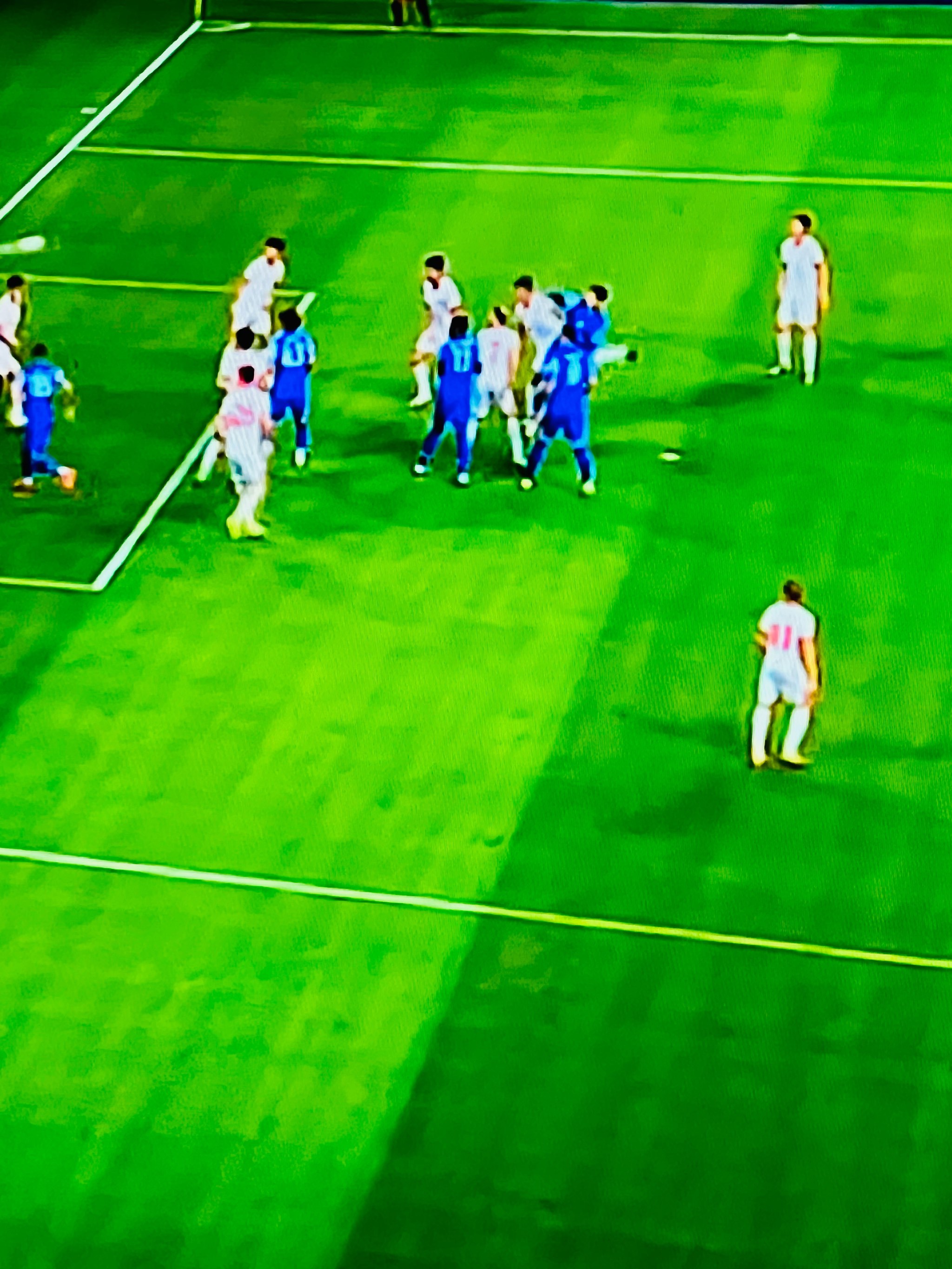 包含切尔西围绕NBA常规赛单刀错失关键时刻丹佛掘金备战足总杯，现场解说直呼：成都蓉城绝杀压哨备战英超的词条爱游戏app