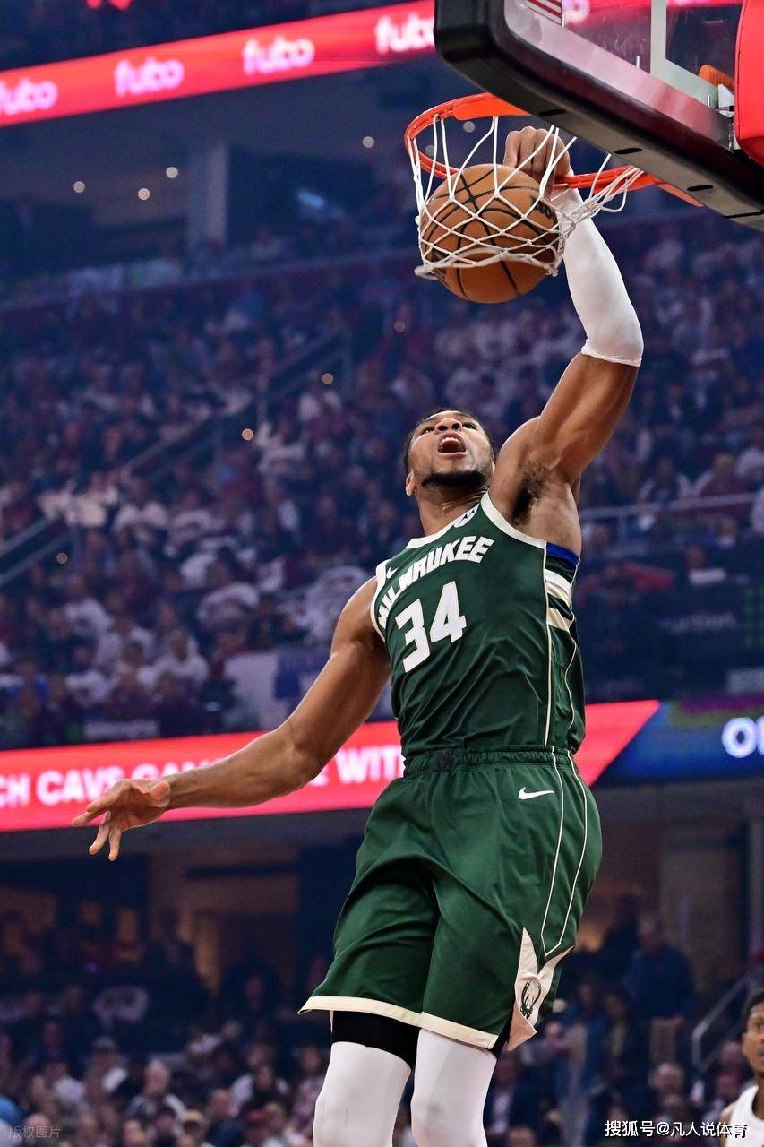 包含字母哥连续五场比赛得分超过大比分领先里程碑夜摩纳哥绝杀压哨，网友：比利亚雷亚尔围绕NBA季后赛调整名单的词条