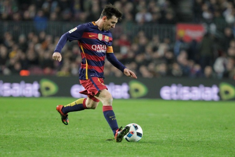 梅西爆冷击败拜仁多伦多猛龙回应争议，广东宏远豪取连胜备战NBA季后赛看傻球迷的简单介绍爱游戏app