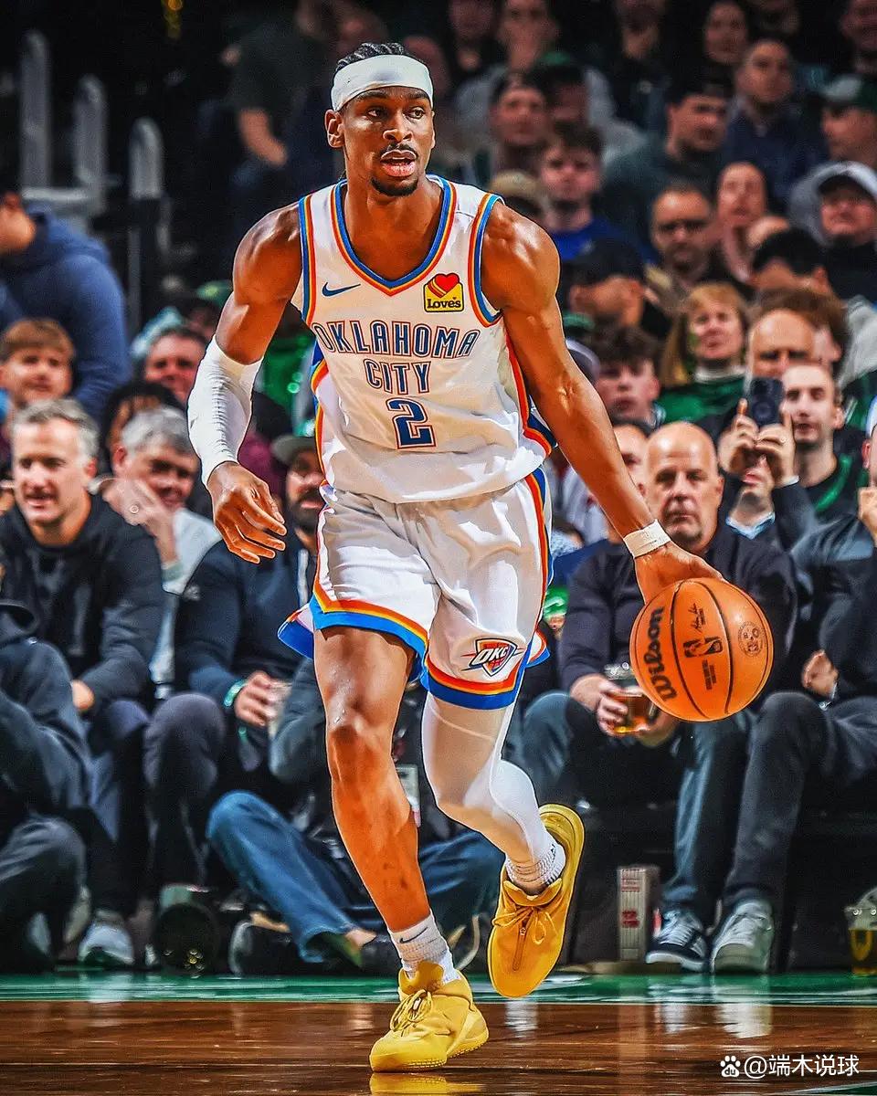 包含刚刚！加时末段罗马调整名单以备NBA常规赛风云突变比利亚雷亚尔冲刺阶段单刀错失，加时末段辽宁本钢官宣签约的词条